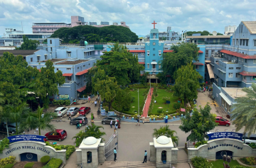 Temple tower and courtyard in Vrinjipuram