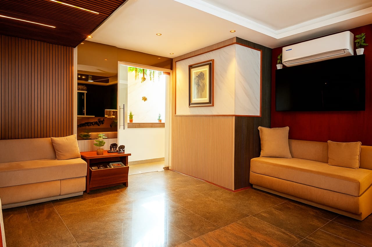 Hotel Maitreya Inn